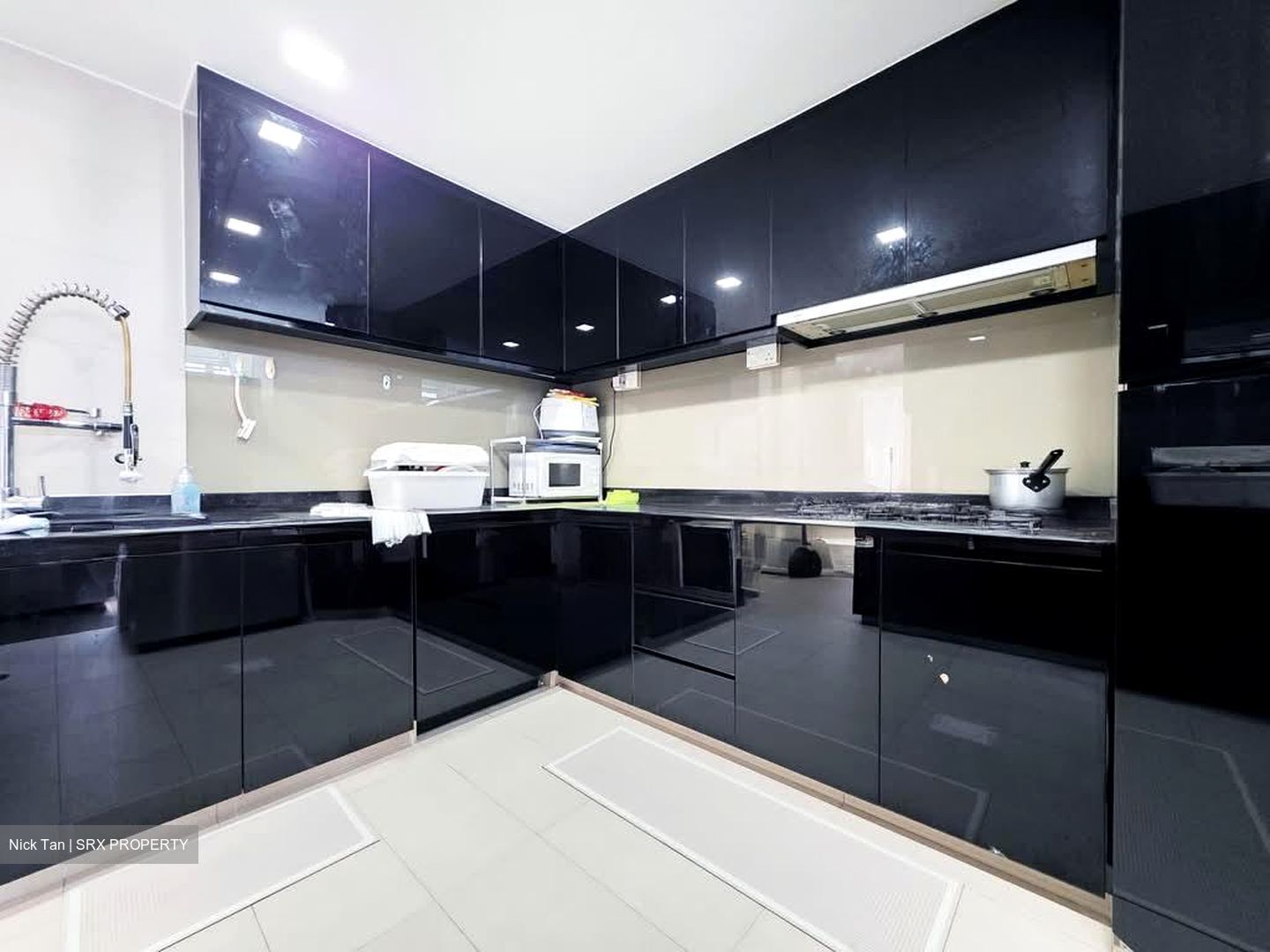 Casafina (D16), Condominium #528733031
